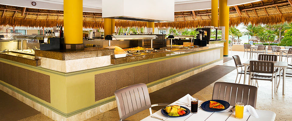 Viva Wyndham Azteca ★★★★ - An all-inclusive, soft-sand, clear-ocean paradise in marvellous Mexico. <b>All Inclusive!</b> - Playa del Carmen, Mexico
