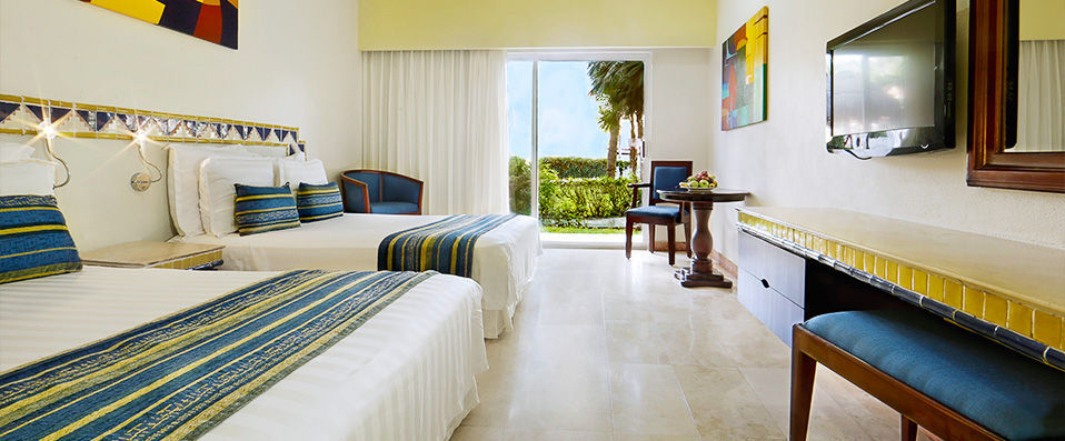 Viva Wyndham Azteca ★★★★ - An all-inclusive, soft-sand, clear-ocean paradise in marvellous Mexico. <b>All Inclusive!</b> - Playa del Carmen, Mexico
