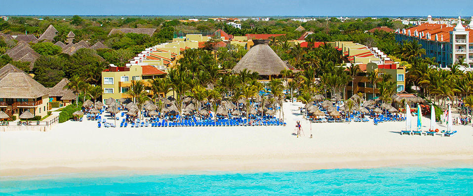 Viva Wyndham Azteca ★★★★ - An all-inclusive, soft-sand, clear-ocean paradise in marvellous Mexico. <b>All Inclusive!</b> - Playa del Carmen, Mexico