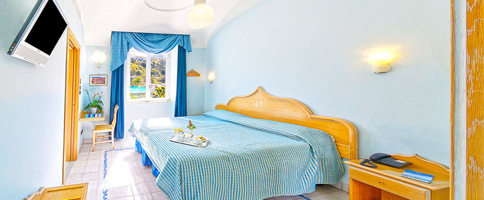 Hotel Punta Imperatore ★★★★ - An intimate and pretty beachside hotel on the island of Ischia. - Ischia, Italy