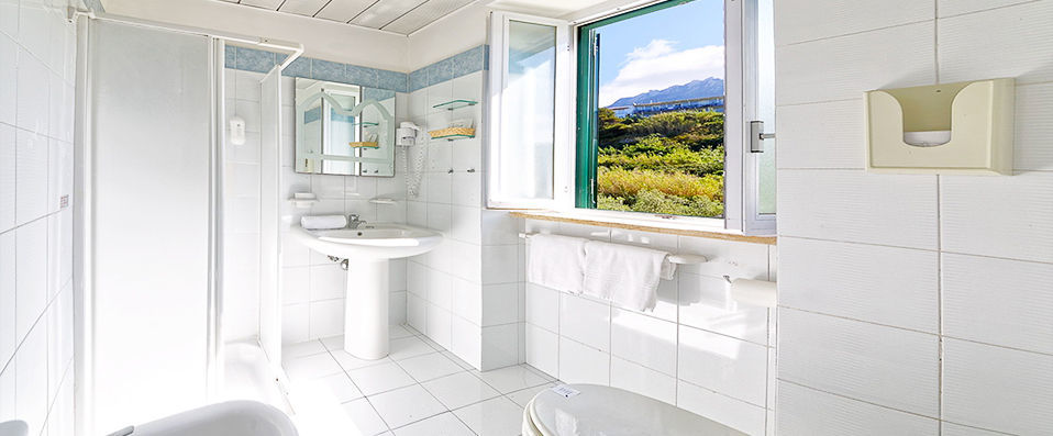 Hotel Punta Imperatore ★★★★ - An intimate and pretty beachside hotel on the island of Ischia. - Ischia, Italy