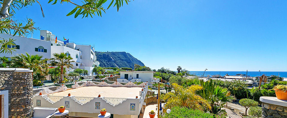 Hotel Punta Imperatore ★★★★ - An intimate and pretty beachside hotel on the island of Ischia. - Ischia, Italy