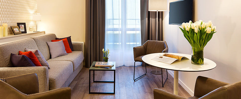 Citadines Montmartre Paris - Pied-à-terre contemporain dans l’un des quartiers mythiques de Paris, 18e arrondissement. - Paris, France