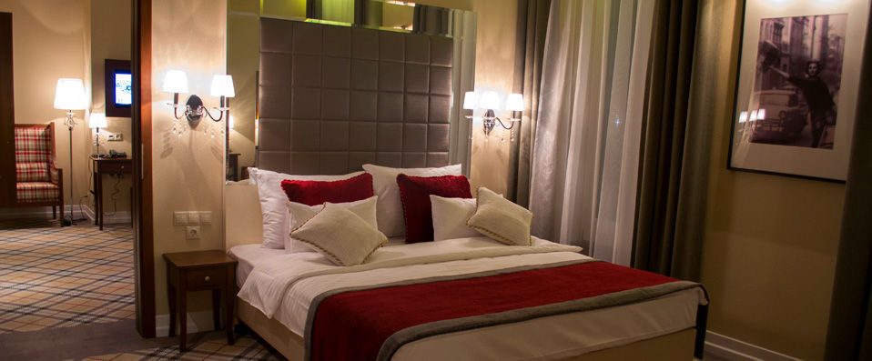Mirage Fashion Hotel ★★★★ - Central comforts and great service in one of Europe's most vibrant cities. - Budapest, Hungary