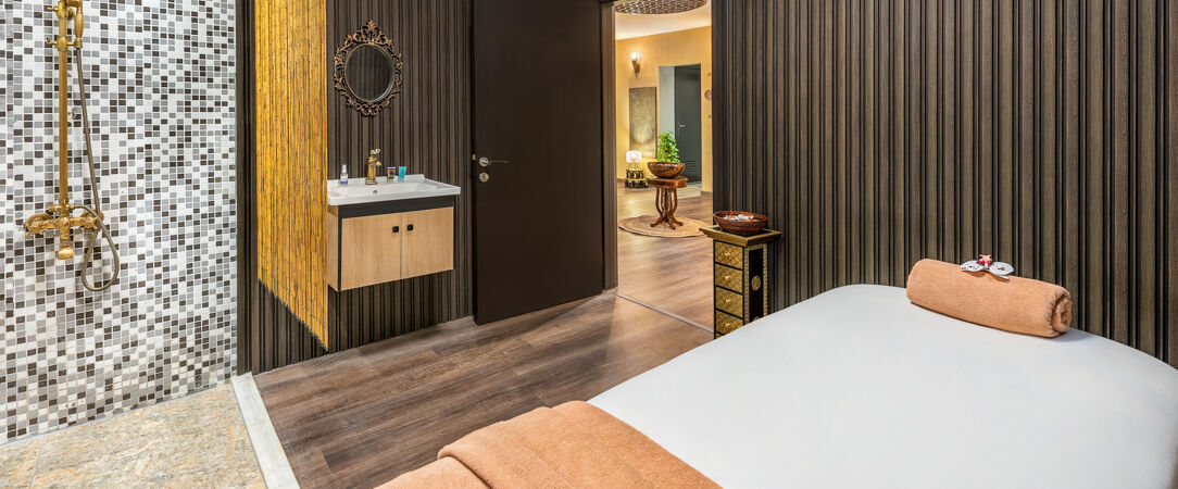 Al Raha Beach Hotel ★★★★★ - Magnificent luxury hotel on the beach with easy access to central Abu Dhabi. - Abu Dhabi, United Arab Emirates