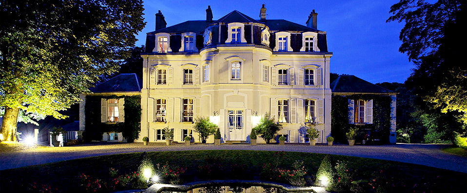 Hôtel Château Cléry - Prise open this manor house in northern France to find a pearl within. - Pas-de-Calais, France