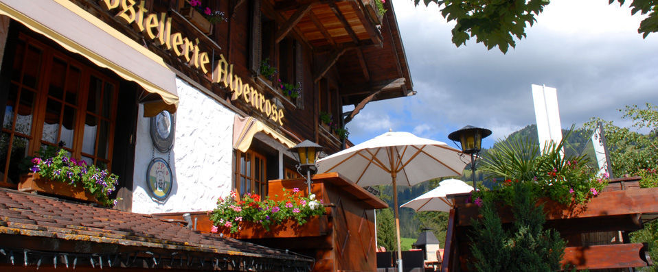 Boutique Hôtel Alpenrose ★★★★ - Le plus chic et le plus accueillant chalet Suisse. - Gstaad, Suisse