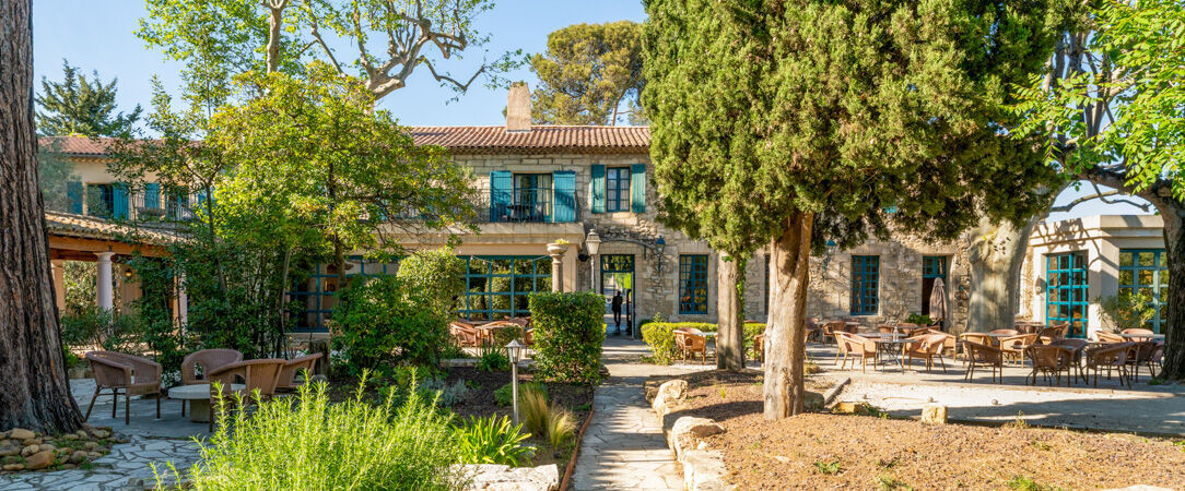 Hôtel la Magnaneraie ★★★★ - Tout le charme d'un Mas typiquement provençal à quelques kilomètres d'Avignon. - Villeneuve-lès-Avignon, France