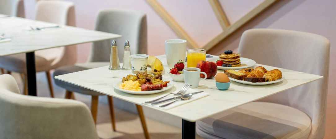 Golden Tulip Aix-les-Bains - Hôtel et Spa ★★★★ - A classic wellbeing break nestled between lake and mountains. - Aix-les-Bains, France