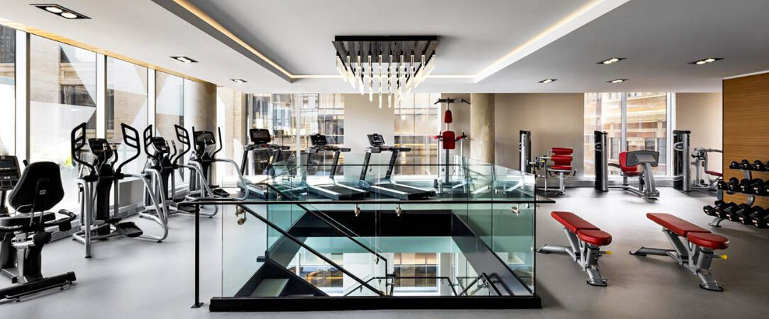 Humaniti Hotel Montreal, Autograph Collection ★★★★ - Une adresse élégante avec piscine sur toit au cœur de Montréal. - Montréal, Canada