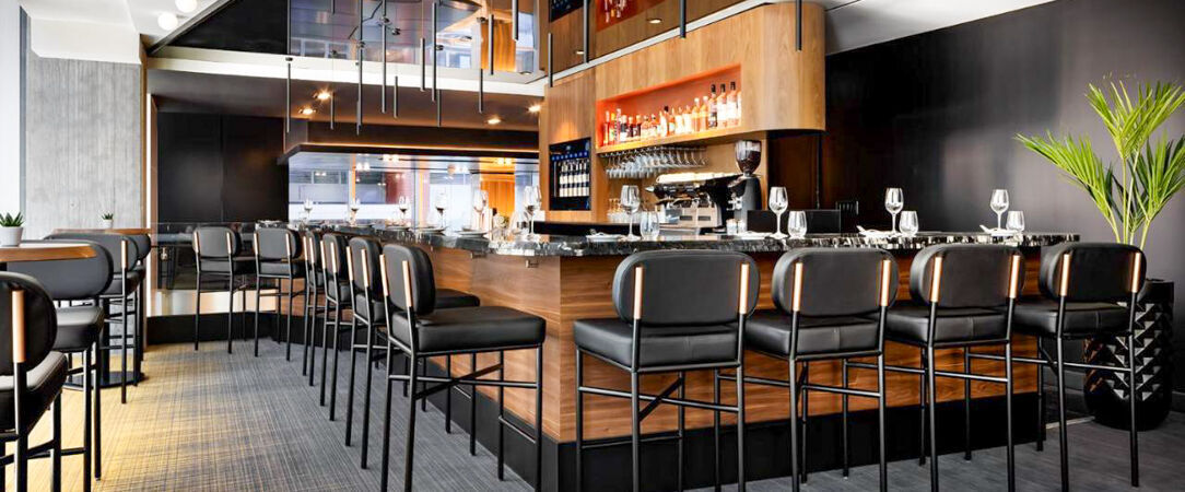 Humaniti Hotel Montreal, Autograph Collection ★★★★ - Une adresse élégante avec piscine sur toit au cœur de Montréal. - Montréal, Canada