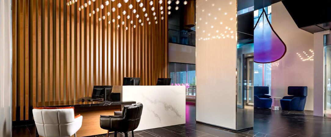 Humaniti Hotel Montreal, Autograph Collection ★★★★ - Une adresse élégante avec piscine sur toit au cœur de Montréal. - Montréal, Canada