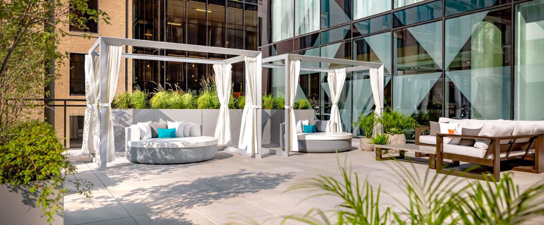 Humaniti Hotel Montreal, Autograph Collection ★★★★ - Une adresse élégante avec piscine sur toit au cœur de Montréal. - Montréal, Canada