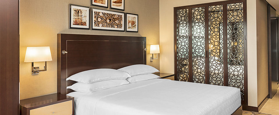 Sheraton Dubai Creek Hotel & Towers ★★★★★ - One of Dubai's original and most iconic five-star hotels. - Dubai, United Arab Emirites