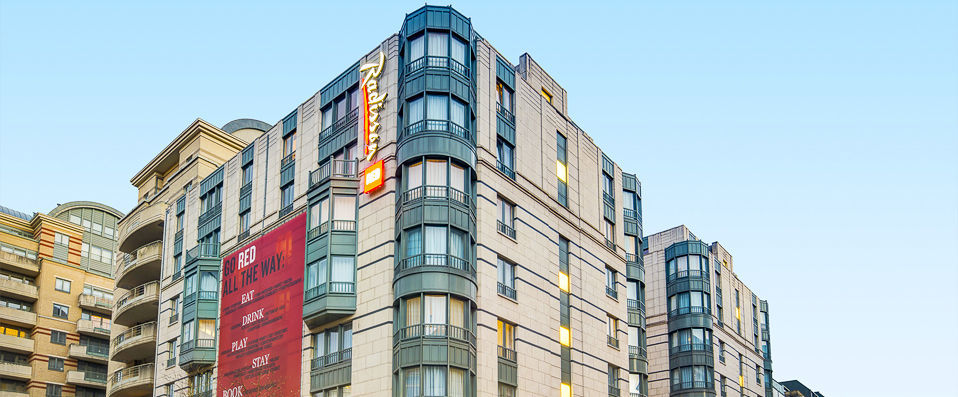 Radisson Red Brussels ★★★★ - L'art, comme berceau éclectique et confortable d'une escapade à Bruxelles. <b>VeryFlexible : annulation gratuite jusqu'à 8 jours avant votre arrivée !</b> - Bruxelles, Belgique