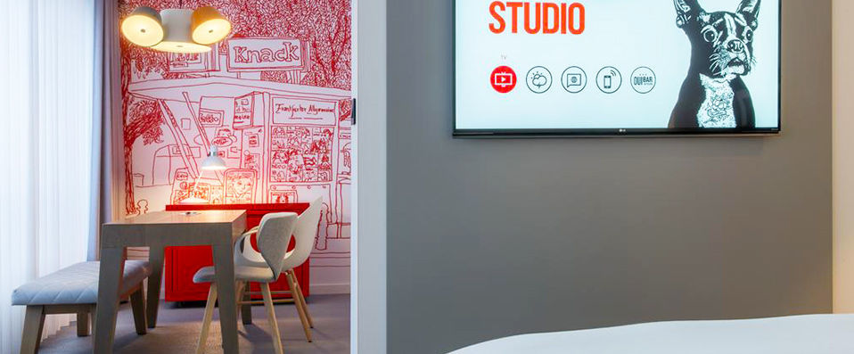 Radisson Red Brussels ★★★★ - L'art, comme berceau éclectique et confortable d'une escapade à Bruxelles. <b>VeryFlexible : annulation gratuite jusqu'à 8 jours avant votre arrivée !</b> - Bruxelles, Belgique