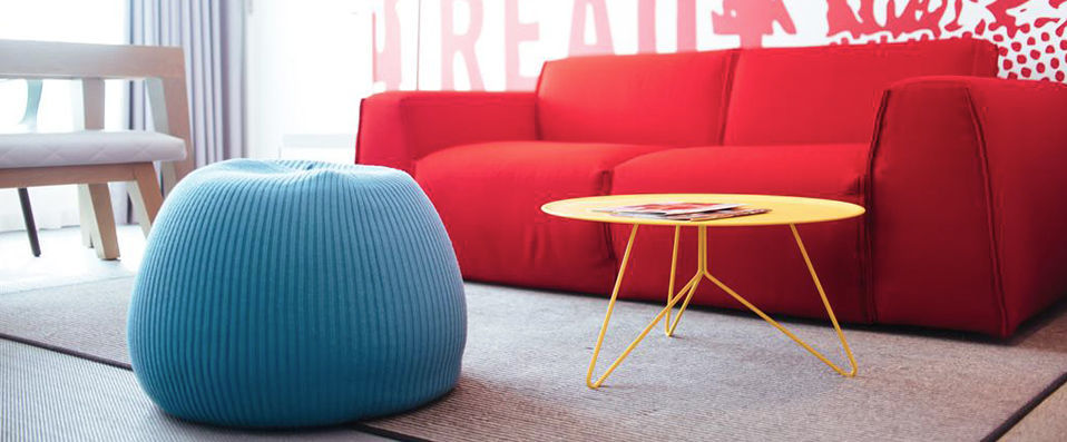 Radisson Red Brussels ★★★★ - L'art, comme berceau éclectique et confortable d'une escapade à Bruxelles. <b>VeryFlexible : annulation gratuite jusqu'à 8 jours avant votre arrivée !</b> - Bruxelles, Belgique
