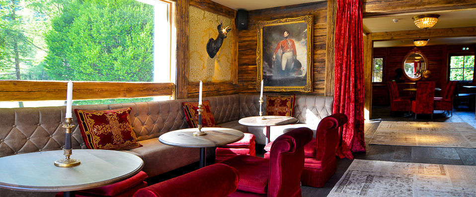 Chalet Hotel Le Castel - Wake up on Mont Blanc’s doorstep in the heart of the French Alps. - Chamonix, France