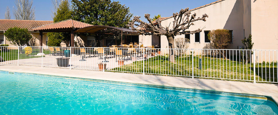 Le Paradou Avignon Sud - A true taste of traditional Provence with all your favourite modern comforts. - Avignon-Montfavet, France