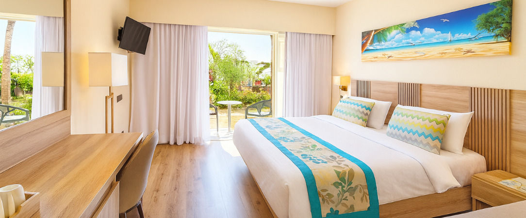 Pearle Beach Resort & Spa Mauritius ★★★★ - Une très belle adresse face au lagon, pour vivre Maurice dans sa version la plus douce. - Flic-en-Flac, Île Maurice