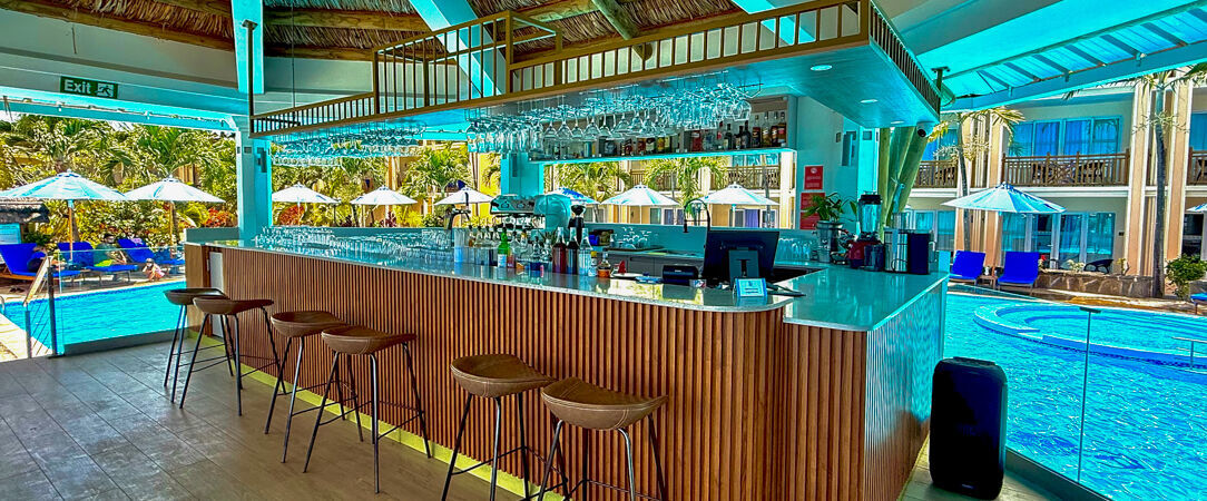 Pearle Beach Resort & Spa Mauritius ★★★★ - Une très belle adresse face au lagon, pour vivre Maurice dans sa version la plus douce. - Flic-en-Flac, Île Maurice