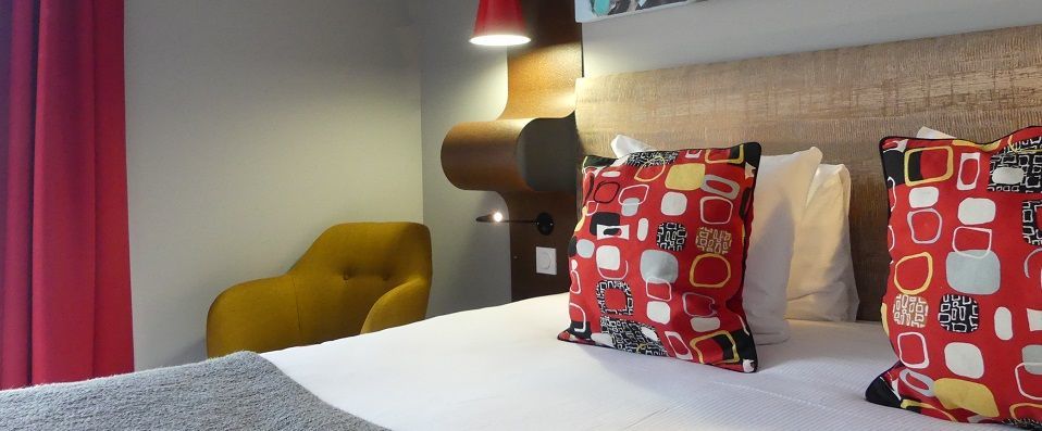 Pont Levis Hotel ★★★★ - A contemporary boutique hotel at the gateway to an ancient medieval city. - Carcassonne, France