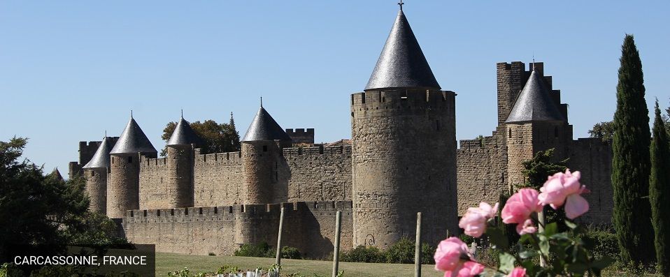 Pont Levis Hotel ★★★★ - A contemporary boutique hotel at the gateway to an ancient medieval city. - Carcassonne, France