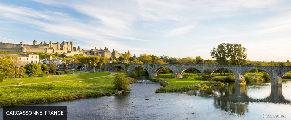 Pont Levis Hotel ★★★★ - A contemporary boutique hotel at the gateway to an ancient medieval city. - Carcassonne, France