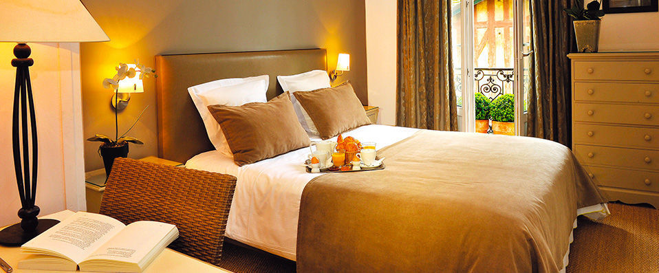 Hotel Le Fer à Cheval - Escape to the country in this gorgeous chocolate-box style hotel. - Trouville, France