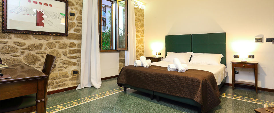Bienestar Maison de Charme - Retreat to Italy’s answer to the Barceloneta, a coral paradise by the sea. - Sardinia, Italy