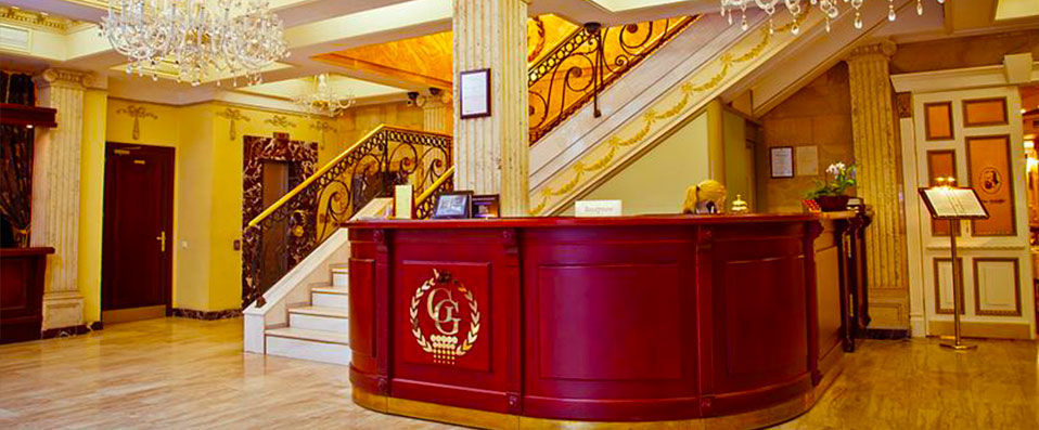 Golden Garden Boutique Hotel ★★★★★ - Séjour luxueux de 3 ou 4 nuits avec activités et transferts inclus. - Saint-Pétersbourg, Russie