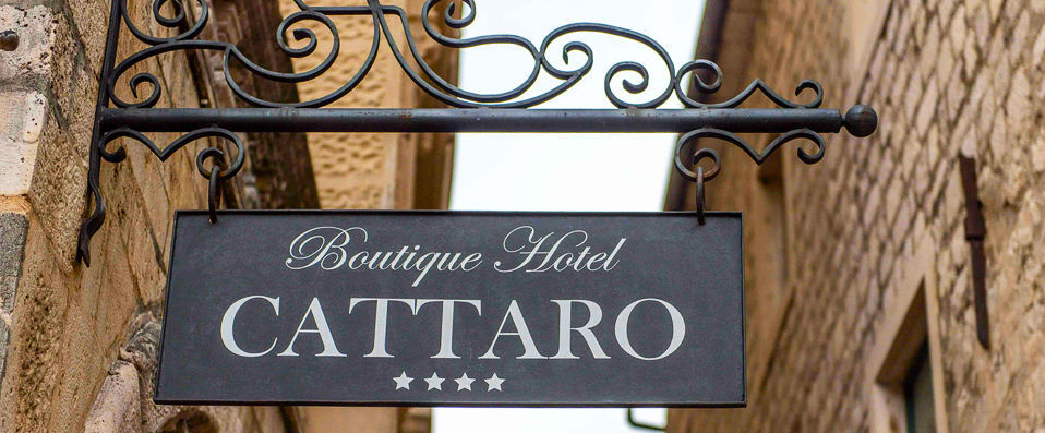 Historic Boutique Hotel Cattaro ★★★★ - A beautiful boutique hotel with stunning views over Kotor Bay. - Kotor, Montenegro