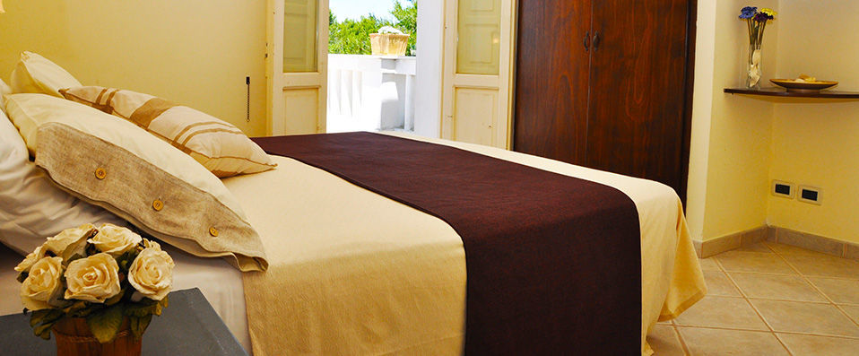 Tenuta Barco di Emera - A charming wine resort set in a rustic 17th century masseria. - Puglia, Italy