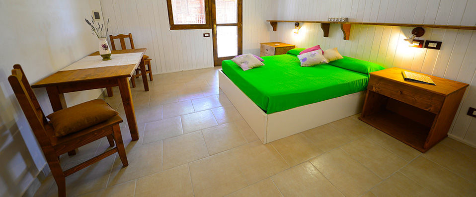 Tenuta Barco di Emera - A charming wine resort set in a rustic 17th century masseria. - Puglia, Italy