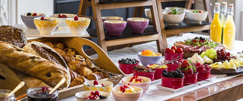 The Adria Hotel ★★★★★ - A 5-star boutique hotel where the best of British is luxuriously presented. - London, England