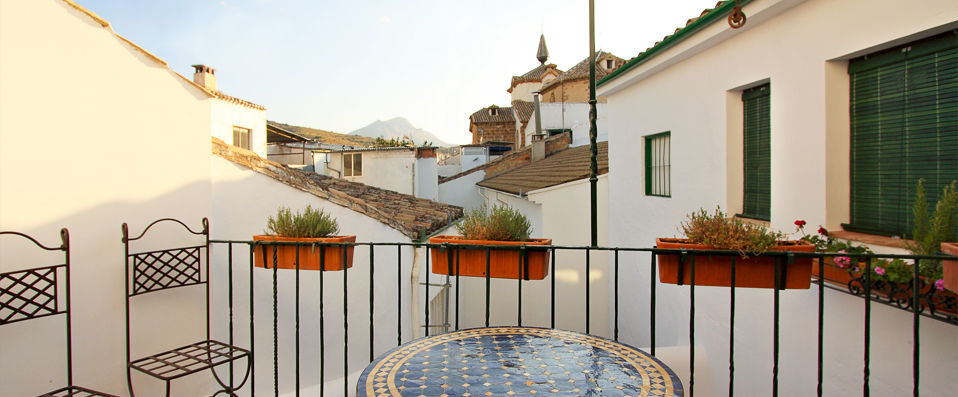 Casa Baños de la Villa - An Andalusian casita in the mighty seat of Spanish royalty - Cordoba, Spain