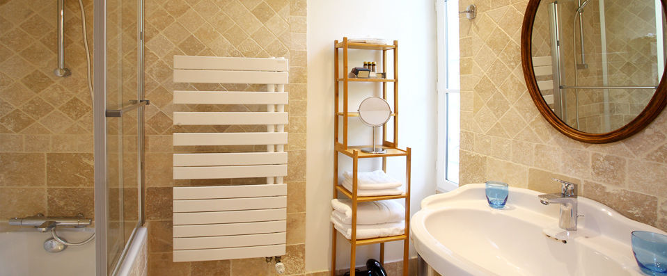 Le Castel Pierre ★★★★ - Live in the lap of luxury, mixed with a touch of history. - Gers, France