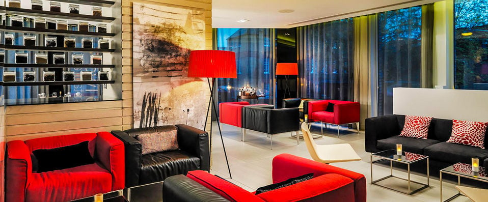 H10 London Waterloo ★★★★ - Refined glamour in the heart of London Town - London, United Kingdom