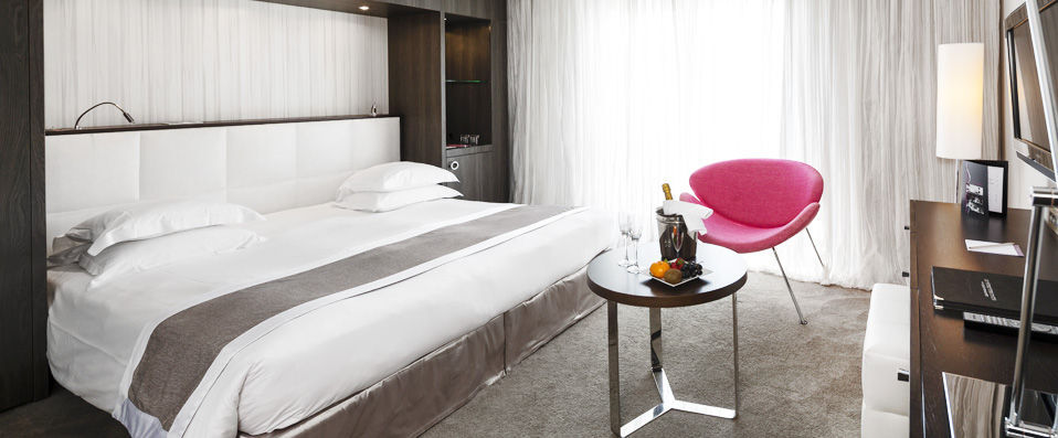 Le Canberra Cannes ★★★★ - Sizzling chic and creative cool in Cannes’ Rue d’Antibes    - Cannes, France