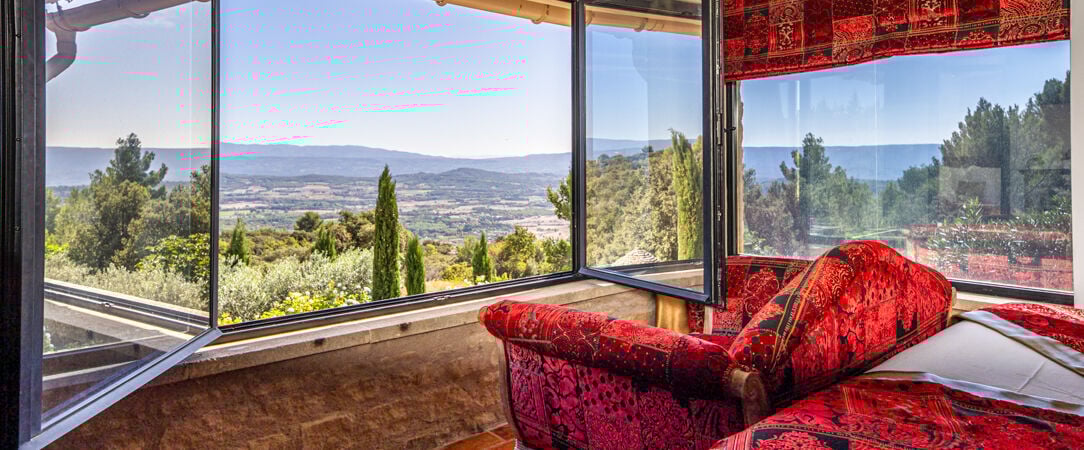 Le Palais D'Aglaé ★★★★ - Vue panoramique étoilée sur le Luberon et les Alpilles. - Gordes, France