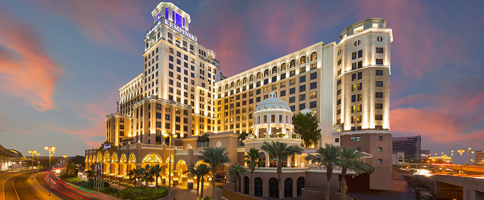 Kempinski Hotel Mall of the Emirates ★★★★★ - Spoil yourself rotten at one of Dubai’s most dazzling luxury resorts. - Dubai, United Arab Emirates