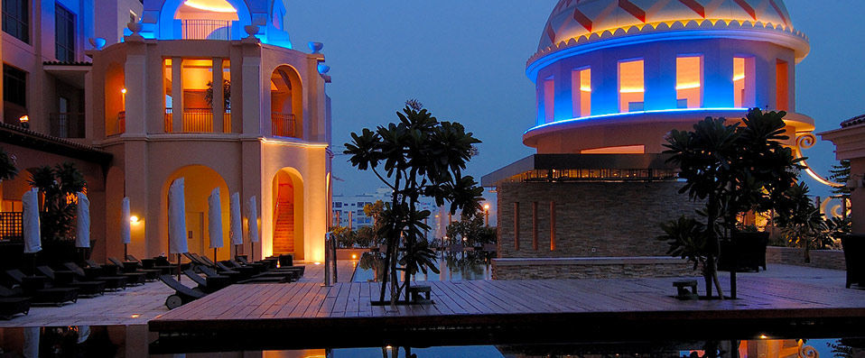 Kempinski Hotel Mall of the Emirates ★★★★★ - Spoil yourself rotten at one of Dubai’s most dazzling luxury resorts. - Dubai, United Arab Emirates