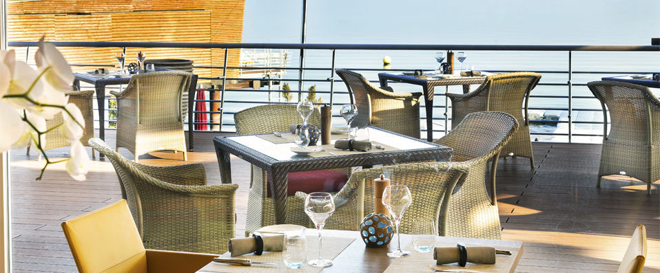 Hotel Palafitte ★★★★★ - A luxury pavilion on stilts, standing in the lovely Lake Neuchâtel. - Neuchâtel, Switzerland