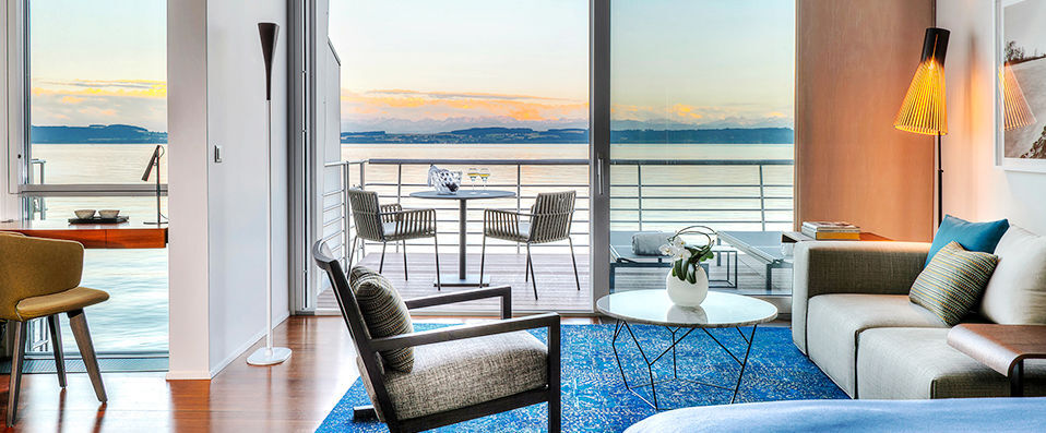 Hotel Palafitte ★★★★★ - A luxury pavilion on stilts, standing in the lovely Lake Neuchâtel. - Neuchâtel, Switzerland