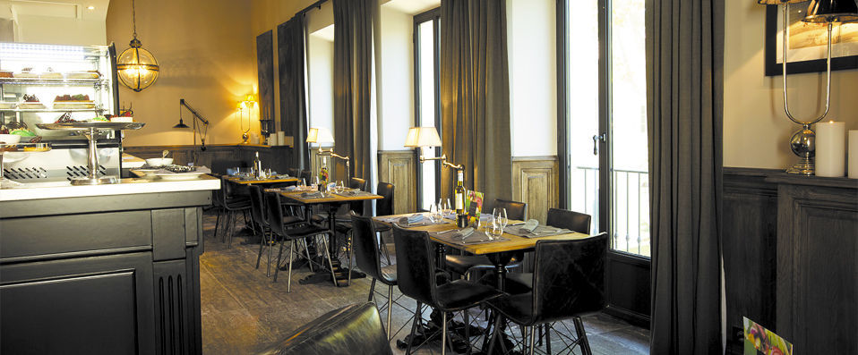 Domaine de Manville ★★★★★ - A luxurious country retreat in the heart of Provence. - Les Baux-de-Provence, France