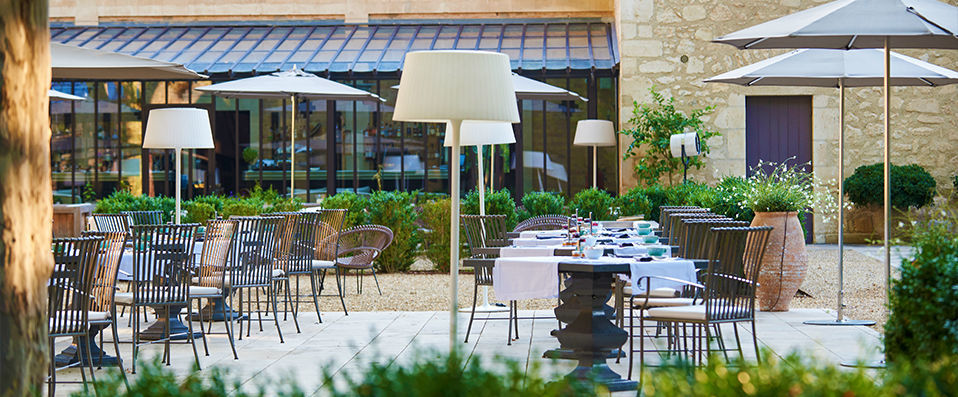 Domaine de Manville ★★★★★ - A luxurious country retreat in the heart of Provence. - Les Baux-de-Provence, France
