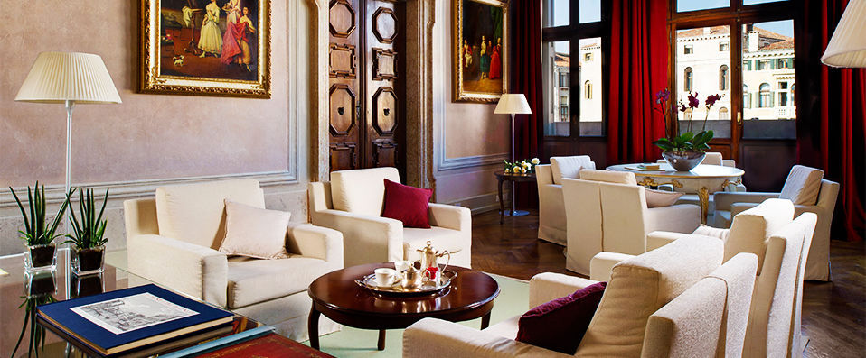 Palazzo Giovanelli ★★★★S - A Venetian Palace balanced on the banks of the Grand Canal. - Venice, Italy