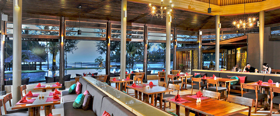 Apsara Beachfront Resort & Villa ★★★★ - Sublime séjour au coeur de la Thaïlande authentique. - Khao Lak, Thaïlande