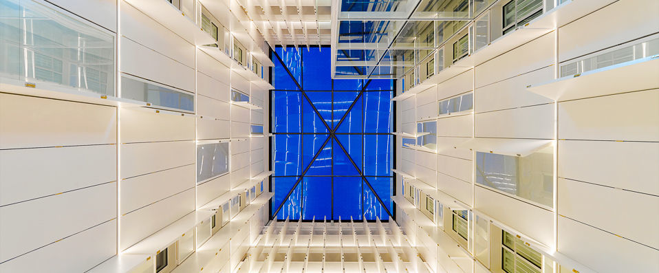 H10 Metropolitan ★★★★ Sup - Classic cosmopolitan elegance right in Barcelona’s thriving centre - Barcelona, Spain