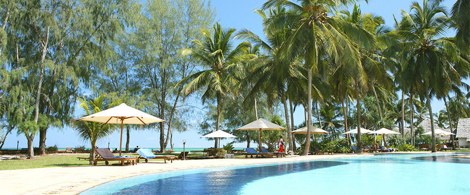 Bluebay Beach Resort & Spa – Zanzibar ★★★★★ - Les pieds dans le sable & l'océan à perte de vue, l'idéal pour profiter en famille. - Zanzibar, Tanzanie